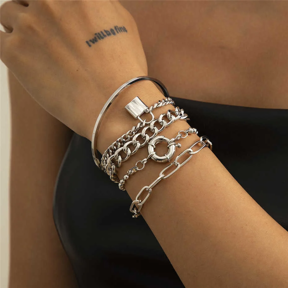 Elegance Unveiled Bracelet Set - Image 4
